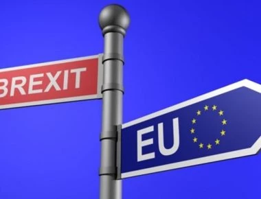 Άτακτο Brexit προβλέπει ο Fitch - Προειδοποιεί για άμεσες συνέπειες σε βάρος της Βρετανίας